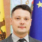 Зарплата врача - 18 тысяч, советника по  пропаганде здоровья - 38 тысяч