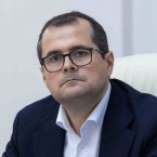 Тофан не теряет надежды продать гостиницу "Заря"