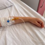 Агентство по лекарствам и медизделиям держало под сукном 1200 заявок