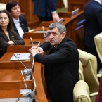 Проект укрепления независимости НБМ принят в первом чтении без обсуждения с общественностью