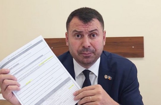 {Чебан требует открыть протоколы днестровской комиссии} Молдавские Ведомости