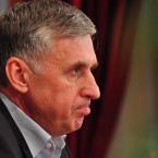Стурза: Мой дед часами слушал радиоприемник, пытаясь понять, когда придут американцы