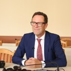 Депутат призывает Германа фон Хебеля подать в отставку 