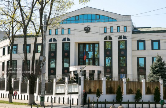 {Сотрудник посольства РФ будет объявлен персоной нон грата после инцидента с дроном } Молдавские Ведомости