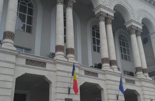 {Правительство одобрило законопроект о независимости прокуроров} Молдавские Ведомости
